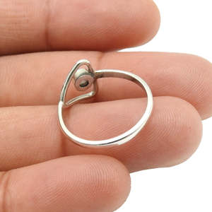 Bague en labradorite au design unique, argent sterling 925, bijoux bohèmes en argent fin sur mesure pour femmes, prix de gros - Product Image 4