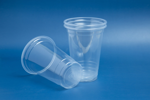 Échantillons gratuits, prix d'usine bas, gobelets en plastique PP au design classique avec couvercle, gobelets jetables transparents, tailles personnalisées de 14 oz à 24 oz - Product Image 6