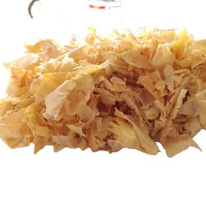 Pellets de Madera de Pino de Vietnam de 15 mm – Virutas Súper Suaves, Cama para Animales y Fertilizante Orgánico, Suministro al por Mayor - Product Image 1