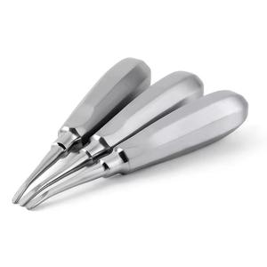 Elevadores Quirúrgicos Dentales Manuales de Acero Inoxidable con Certificación CE, Empuñadura Ergonómica de Lujo, Clase II, Plateados, Juego de 1 Pieza - Product Image 3