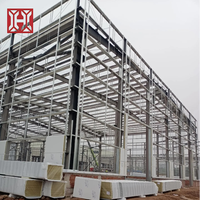 Entrepôt logistique préfabriqué en structure métallique, atelier, bâtiment industriel, bâtiment commercial, entrepôt en structure métallique