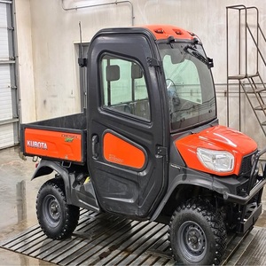 Véhicule utilitaire agricole tout-terrain Kubota RTV-X1100C robuste 4x4, tracteur à roues côte à côte puissant avec moteur, pompe et engrenages en excellent état - Product Image 6