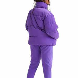 Nouvelle arrivée : veste matelassée décontractée pour femme, légère et chaude, au look moderne, idéale pour l'hiver, veste matelassée personnalisée OEM - Product Image 2