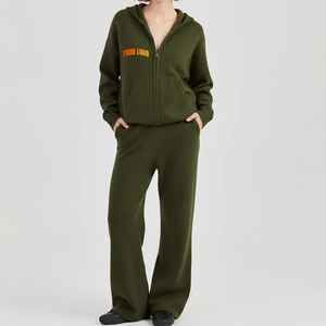 Conjunto de Chándal Deportivo Personalizado con Logotipo para Mujer, Chándal Deportivo de Alta Calidad para Mujer - Product Image 4