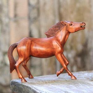 Statue de cheval en bois sculpté décorative pour centre de table, idéale pour la décoration de salons de luxe, bureaux et étagères - Product Image 6