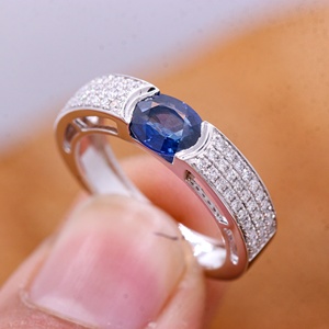 Bague Classique Faite à la Main Memoria Jewels en Saphir Bleu Naturel et Diamants, Plaqué Or 18 carats, Bijoux Précieux en Diamants - Product Image 5