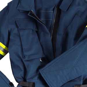 Traje de Protección Industrial Contra Ácidos y Álcalis para Laboratorios Químicos y Unidades de Procesamiento, Uniforme Industrial - Product Image 6