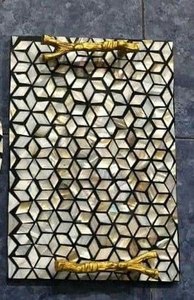 Bandeja de diseño artesanal con incrustaciones de nácar, bandeja de servir de nácar, bandeja de MDF, bandejas decorativas, bandeja de resina a precio de fábrica al por mayor. - Product Image 3