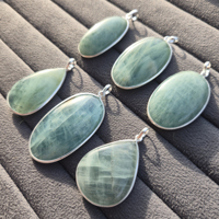 Collier Pendentif Aqua Bloom en Pierre Naturelle d'Aigue-marine, Sertissage Clos, Laiton Plaqué Argent/Or, Style Bohème, Design Unique, Livraison Rapide