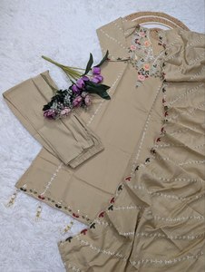 Ensemble Kurti Palazzo brodé prêt pour la fête avec dupatta en soie Chanderi – Mode ethnique pour femmes - Product Image 4