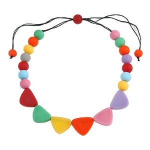 Nouveau Collier en Résine Colorée Perlée, Design Géométrique Élégant, Cordon Ajustable, Bijou Unisexe Tendance, Cadeau pour Femme - Product Image 1