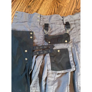 Ceinture plissée noire à deux tons pour femme, style utilitaire, avec boucles et passants, tailles OEM/ODM, mode féminine 2026 - Product Image 5