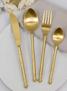 Ensemble de couverts à manche martelé RTS, lot de 4 - Product Image 3