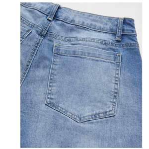 Nouveau Jean Femme Taille Mi-Haute Coupe Large en Denim Délavé avec Détails de Couture, Style Décontracté Urbain, Vente en Gros Personnalisée - Product Image 4