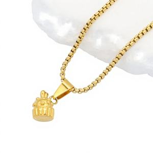 Colgante navideño clásico con diseño de animal para collar en acero inoxidable 304 con baño de oro de 18 quilates y cadena tipo box. - Product Image 1