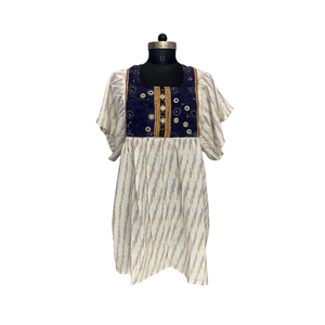 Vestido Corto de Algodón Ikat para Mujer, Mangas con Volantes, Cintura Imperio, Corte en A, Mini Vestido con Bordado, Estilo Casual para Verano - Product Image 1