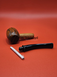 Pipa de Tabaco de Madera Natural Hecha a Mano con Acabado Lacado, Diseño Moderno y Ecológico por Tradebyd - Product Image 6