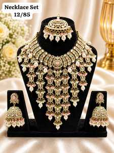 Gold Plated Zinc Alloy Pearl Kundan <b>Bridal</b> <b>Jewelry</b> <b>Set</b> Choker Necklace Drop Earrings Tikka High Quality Latest Anniversary - Product Image 5