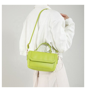 Sac bandoulière tendance et élégant pour femme avec boucle simple – Nouvelle collection très prisée - Product Image 3