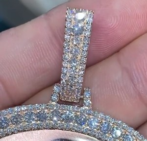 จี้รูปภาพประดับเพชรโมอิสซาไนต์ VVS แบบ Iced Out เครื่องประดับฮิปฮอป เงินแท้ 925 จี้สั่งทำพิเศษ ผ่านการทดสอบ - Product Image 4