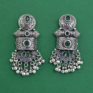 ต่างหูดีไซน์สวยงามแบบคลาสสิกเคลือบออกซิไดซ์ รุ่น 811309 - Product Image 4