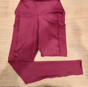 Ensemble de yoga pour femmes en spandex/nylon respirant et doux, style unique, qualité supérieure, prix bas, 2 pièces, séchage rapide, taille élastique - Product Image 3