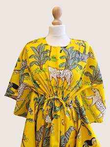 Bata Larga con Estampado Animal para Mujer, Cuello Redondo, Cierre con Cordón, Transpirable, Informal, para Verano, Tejido de Tela - Product Image 5