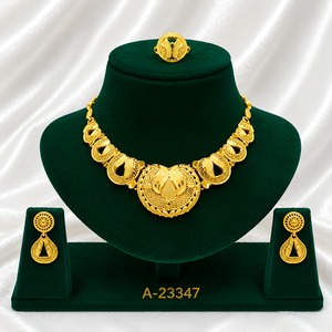Ensemble de bijoux en alliage plaqué or pour femmes, collier, boucles d'oreilles, bague, design classique A-23315 - Product Image 4