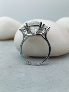 Anillo de Compromiso de Diamante Moissanite Más Vendido para Mujer, Corte Brillante, Color D, Joyería de Lujo para Boda, Disponible para la Venta - Product Image 1