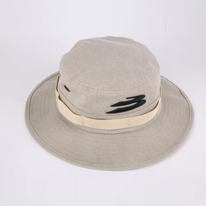 Chapeau de soleil de plage d'été personnalisé avec logo, haute qualité, large bord, style bob avec cordon, vente en gros - Product Image 2