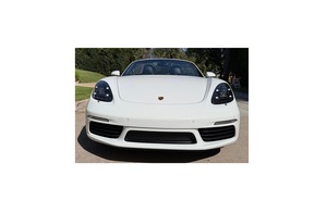 Voiture d'occasion abordable et soignée, Porsche 718 Boxster Cabriolet 2022, prête à être expédiée - Product Image 4