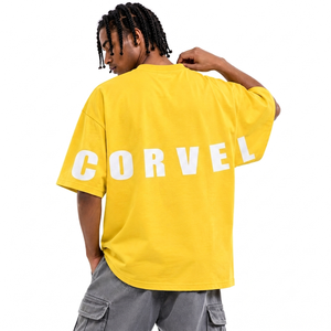 T-shirt graphique jaune surdimensionné pour hommes, avec impression de lettres sur le dos, épaules tombantes, manches courtes, vente en gros, fourniture OEM - Product Image 1