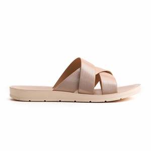 Sandalias de tacón Softy CL5452 informales doradas - Product Image 4