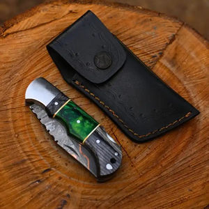 Cuchillo de Bolsillo Multifuncional de Acero de Damasco Industrial Hecho a Mano, Personalizado OEM Burraq, con Funda de Cuero, Regalo de Aniversario para Padrinos de Boda - Product Image 3