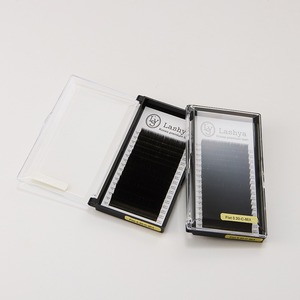 ถาดต่อขนตาแบบแบน Lashya ยึดติดแน่นสำหรับการต่อขนตาแบบคลาสสิก - Product Image 1