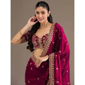 Vestido de Novia, Saree de Seda Bordado con Zari Color Granate, Elegante para Fiestas, con Blusa - Product Image 4