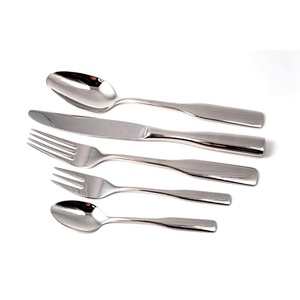 รอยัลสไตล์และการออกแบบที่แตกต่างกัน Flatware ชุดช้อนส้อมสแตนเลสรอบเงางามพิเศษจัดการทำด้วยมือการออกแบบ - Product Image 3