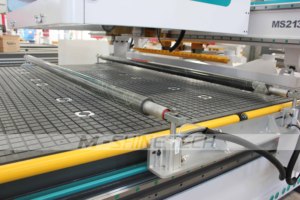 Machine de sculpture sur bois à broche rotative 9KW de Chine, routeur CNC 2130 ATC avec perceuse en rangée 45 °   Machine de découpe CNC pour la production d'armoires - Product Image 4