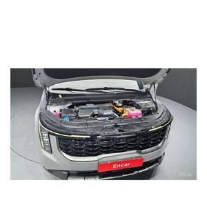 Kia Carnival HEV 2024 de 7 Plazas con Asientos de Cuero, Caja de Cambios Automática, Cámara Trasera, 37,611 km, Color Gris Grafito - Product Image 6