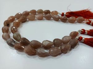 Perles de pierre de lune chocolat naturelle en forme de goutte 7x12mm, brillette, fil de 8 pouces - Product Image 4