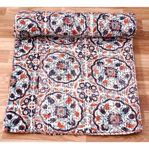 Manta Larga de Algodón Reversible con Estampado Floral, Hecha a Mano, Ecológica, Estilo Vintage Kantha, para el Hogar - Product Image 3