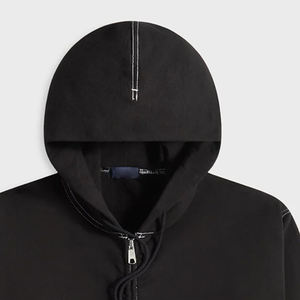 Servicio OEM de diseño para compradores al por mayor: Sudadera con capucha para hombre con bolsillos laterales y diseño de logotipo personalizable, material transpirable para el invierno. - Product Image 2
