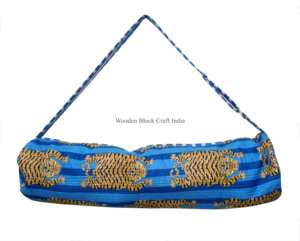Sac de yoga matelassé artisanal à motif tigre, sangle réglable, tissu léger, parfait pour les voyages et l'usage quotidien - Product Image 3