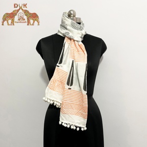 Women Cotton Summer <b>Scarf</b> Wholesale Stock New Design Stole Handblock Handmade Cotton Printed <b>Scarf</b> with Pompom - Product Image 2