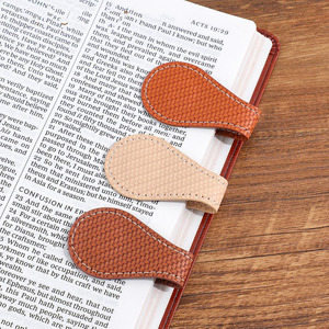 Luxury leather maple leaf <b>bookmark</b> made from genuine leather for premium reading experiences for sale in wholesale price - Product Image 3