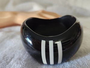 Handmade Best Black White Resin <b>Bangle</b> <b>Bracelet</b> Stylish With White Stripes Casual Sporty Style Unisex Jewelry Party Anniversary - Product Image 4
