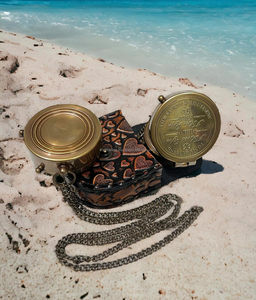 เข็มทิศทองเหลืองสลักโบราณกระเป๋านำทางแม่เหล็กแข็งถือกระเป๋าเดินทาง-เคสหนังเดินป่าตั้งแคมป์-คำพูดของสามีของฉัน - Product Image 4