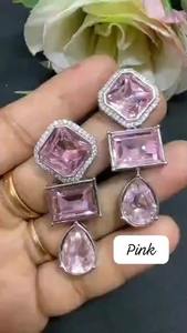 Pendientes de Lujo de Primera Calidad con Piedras Brillantes, Ideales para Fiestas, Pendientes de Diseño - Product Image 2