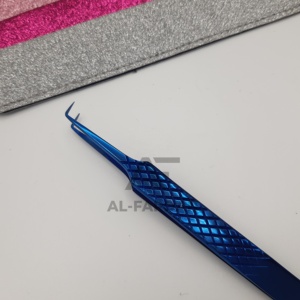 Pinzas para Extensión de Pestañas de Color Azul Plasma, Ángulo de 90 Grados, Acero Inoxidable Sólido con Empaque de Tubo de Plástico - Product Image 2