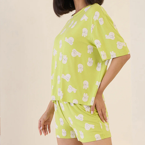 Producto de moda en tendencia: Conjunto de shorts de verano para mujer en oferta online, nuevo conjunto de shorts de dos piezas a la moda para damas. - Product Image 1